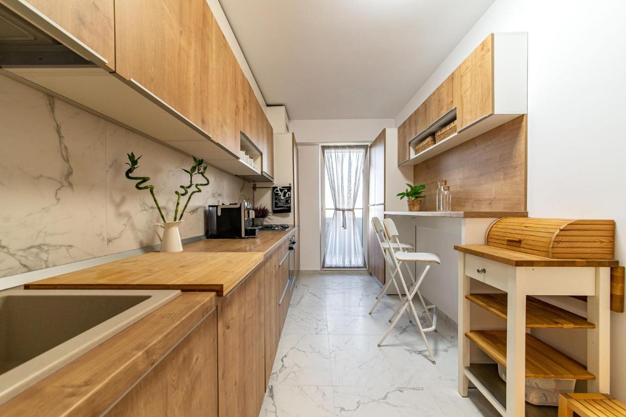 North Likehome Comfort Букурещ Екстериор снимка